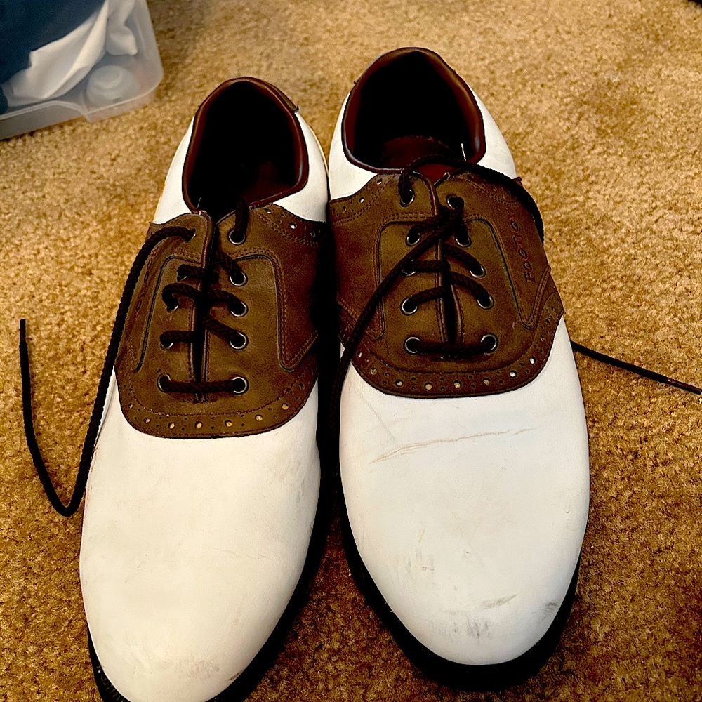 Foot joy golf shoes